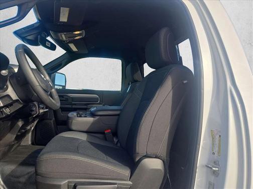 2026 RAM 3500 Tradesman Regular Cab 4x4 8' Box