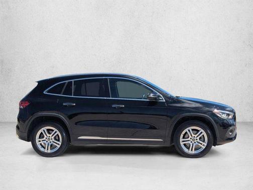 Night Black 2022 Mercedes-Benz GLA 250 Base