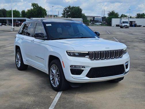 2025 Jeep Grand Cherokee Summit