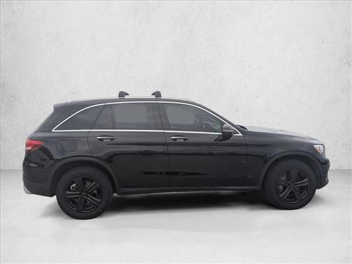 Obsidian Black Metallic 2017 Mercedes-Benz GLC 300 Base