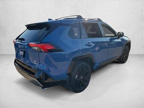 2023 Toyota RAV4 Hybrid SE