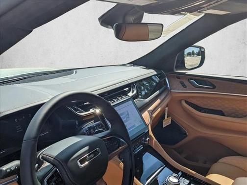 2025 Jeep Grand Cherokee L Summit Reserve