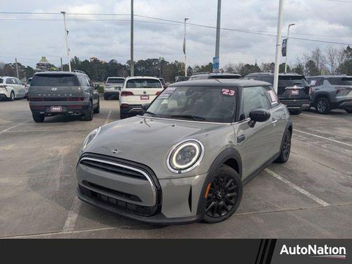 2023 MINI Hardtop Cooper