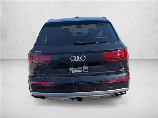 2019 Audi Q7 45 Premium Plus