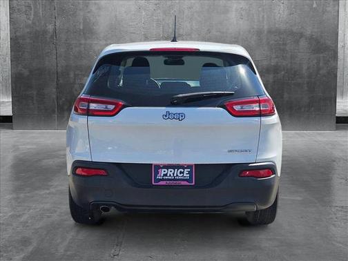 2017 Jeep Cherokee Sport