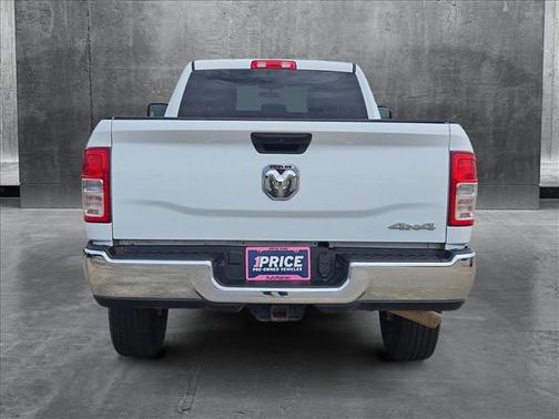 2023 RAM 2500 Tradesman Crew Cab 4x4 8' Box