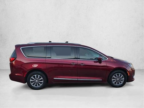 2020 Chrysler Pacifica Touring-L Plus