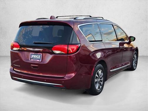 2020 Chrysler Pacifica Touring-L Plus