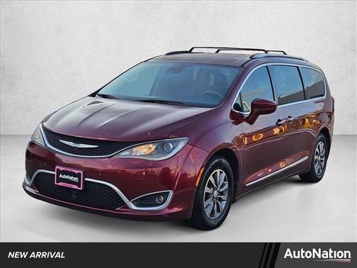 2020 Chrysler Pacifica Touring-L Plus