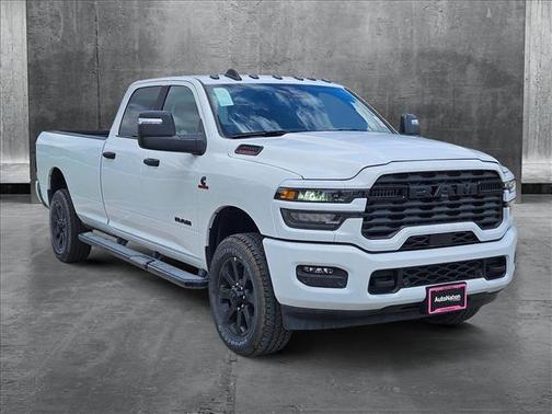 2025 RAM 3500 Lone Star Crew Cab 4x4 8' Box