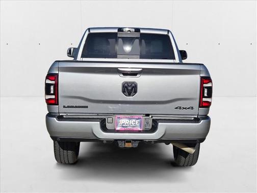 2022 RAM 2500 Laramie Crew Cab 4x4 6'4' Box
