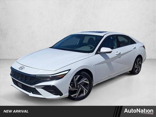 2025 Hyundai ELANTRA SEL