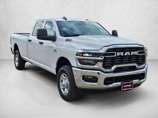 2026 RAM 2500 Tradesman Crew Cab 4x4 8' Box
