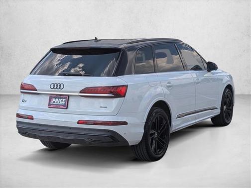 2021 Audi Q7 55 Premium Plus