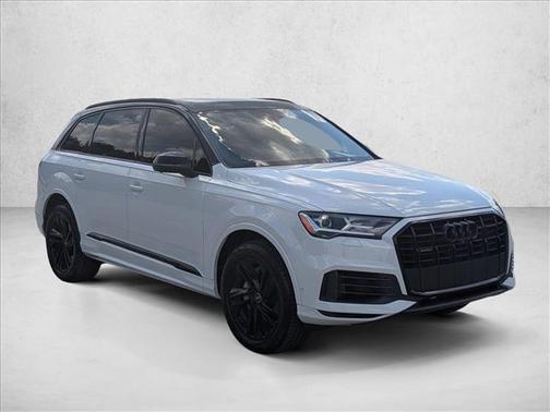 2021 Audi Q7 55 Premium Plus