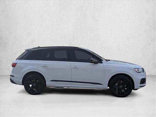 2021 Audi Q7 55 Premium Plus