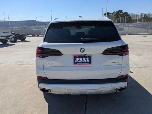 2025 BMW X5 xDrive40i