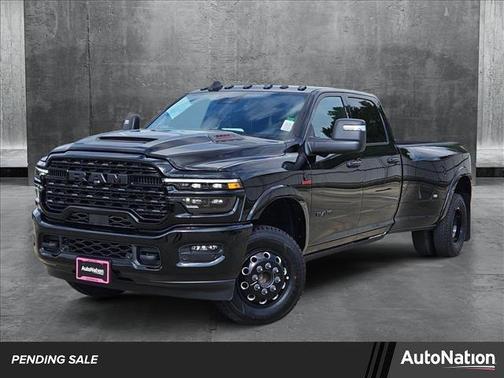 2025 RAM 3500 Limited Crew Cab 4x4 8' Box