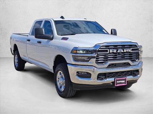 2026 RAM 2500 Tradesman Crew Cab 4x4 8' Box
