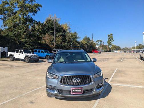 2017 INFINITI QX60 Base