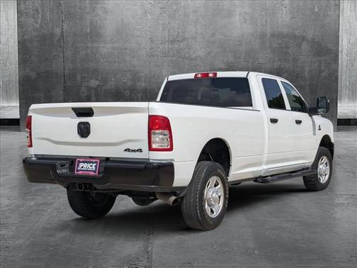 2024 RAM 2500 Tradesman Crew Cab 4x4 8' Box