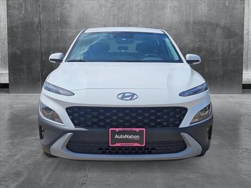 2022 Hyundai KONA SE