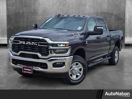 2025 RAM 2500 Tradesman Crew Cab 4x4 6'4' Box