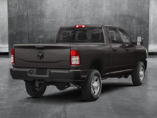 2025 RAM 2500 Tradesman Crew Cab 4x4 6'4' Box