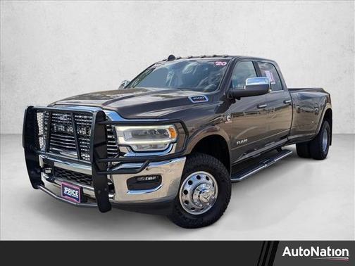 2020 RAM 3500 Laramie Crew Cab 4x4 8' Box