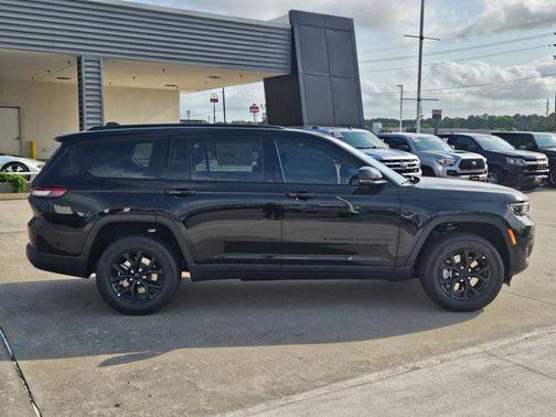 2025 Jeep Grand Cherokee L Altitude
