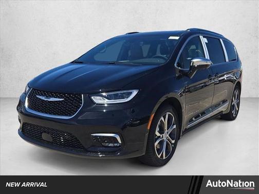 2026 Chrysler Pacifica L