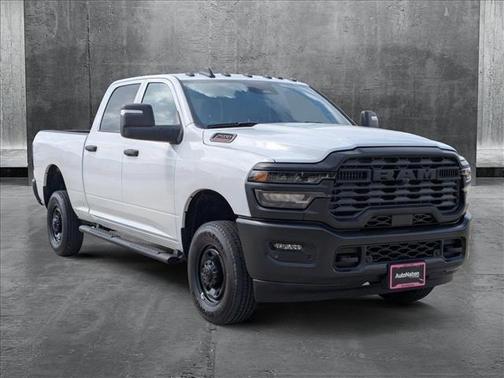 2025 RAM 2500 Tradesman Crew Cab 4x4 6'4' Box