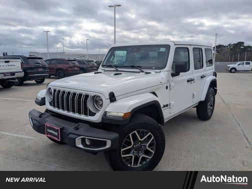 2025 Jeep Wrangler 4-Door Sahara 4x4