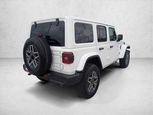 2025 Jeep Wrangler 4-Door Sahara 4x4