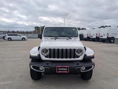 2025 Jeep Wrangler 4-Door Sahara 4x4