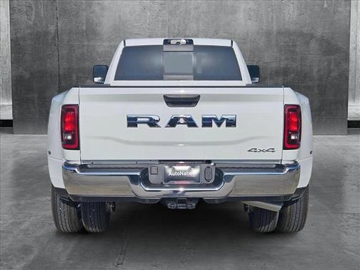 2025 RAM 3500 Tradesman Crew Cab 4x4 8' Box