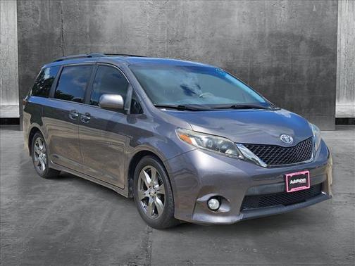 2017 Toyota Sienna SE Premium