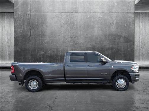 2019 RAM 3500 Lone Star Crew Cab 4x4 8' Box