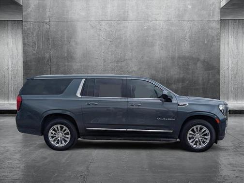 2021 GMC Yukon XL SLT