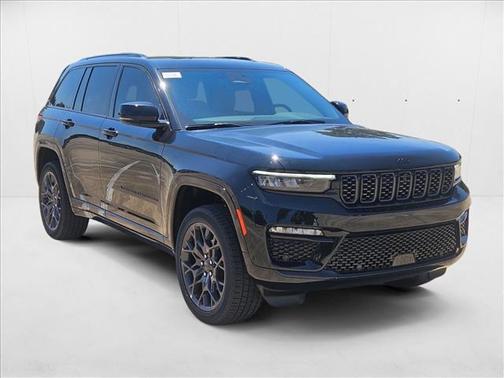 2025 Jeep Grand Cherokee Summit