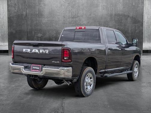 2025 RAM 2500 Tradesman Crew Cab 4x4 6'4' Box