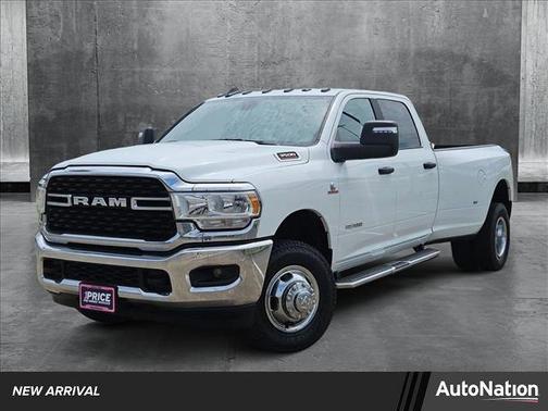 2024 RAM 3500 Big Horn Crew Cab 4x4 8' Box