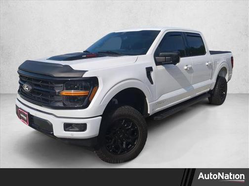 Oxford White 2025 Ford F-150 XLT