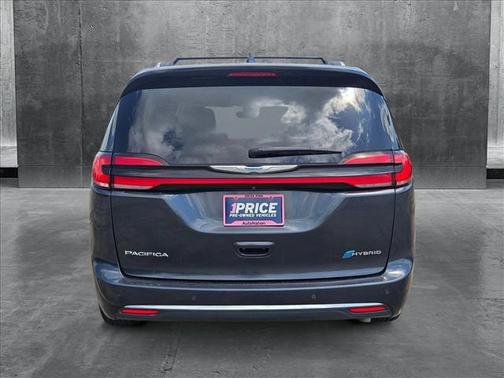 2021 Chrysler Pacifica Hybrid Touring L