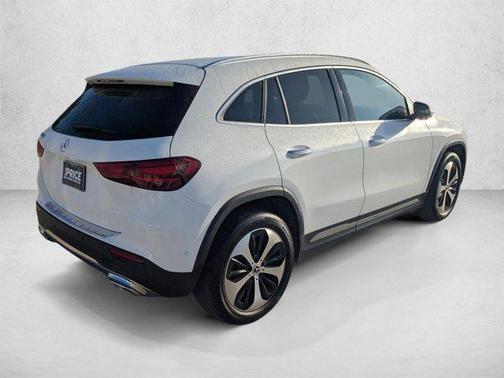 Polar White 2025 Mercedes-Benz GLA 250 4MATIC