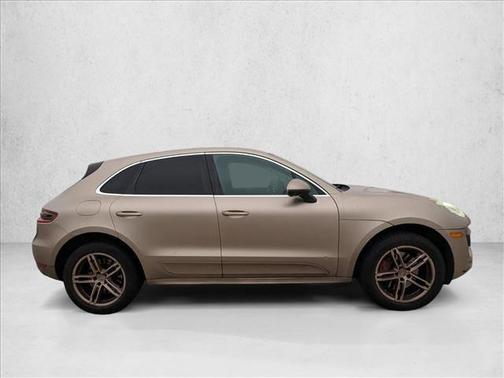 2018 Porsche Macan Turbo