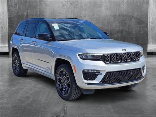 2025 Jeep Grand Cherokee Summit