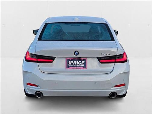2024 BMW 330 i