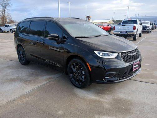 2026 Chrysler Pacifica Limited