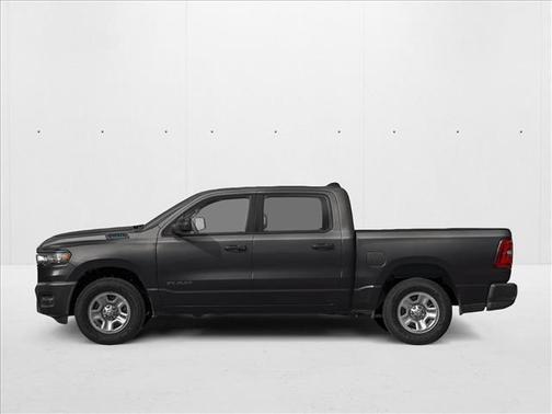 Diamond Black Crystal Pearlcoat 2026 RAM 1500 Express